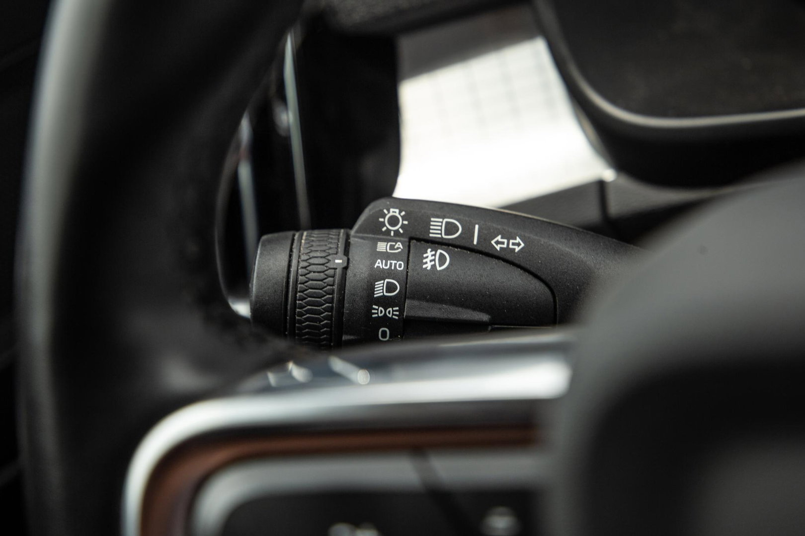 Volvo XC40 1.5 T4 Recharge Inscription AUTOMAAT / PLUG IN HYBRID / CARPLAY / CAMERA / STOELVERWARMING