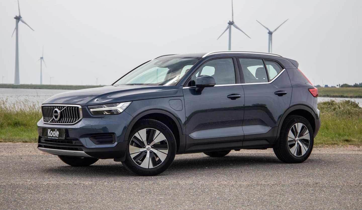 Volvo XC40 1.5 T4 Recharge Inscription AUTOMAAT / PLUG IN HYBRID / CARPLAY / CAMERA / STOELVERWARMING