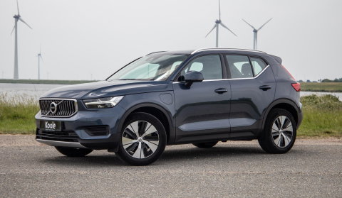 Volvo XC40 1.5 T4 Recharge Inscription AUTOMAAT / PLUG IN HYBRID / CARPLAY / CAMERA / STOELVERWARMING