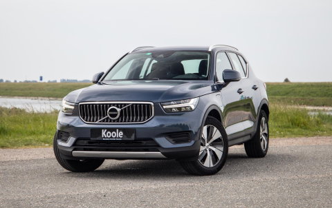 Volvo XC40 1.5 T4 Recharge Inscription AUTOMAAT / PLUG IN HYBRID / CARPLAY / CAMERA / STOELVERWARMING
