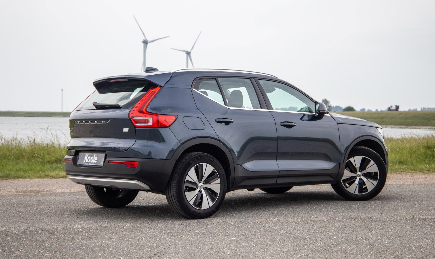 Volvo XC40 1.5 T4 Recharge Inscription AUTOMAAT / PLUG IN HYBRID / CARPLAY / CAMERA / STOELVERWARMING