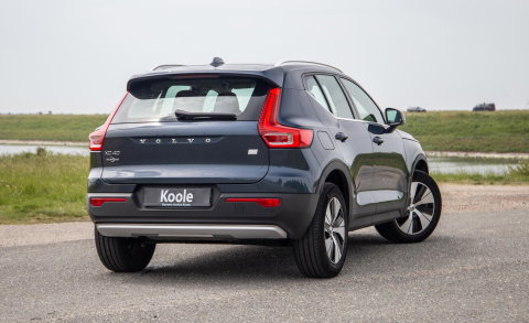 Volvo XC40 1.5 T4 Recharge Inscription AUTOMAAT / PLUG IN HYBRID / CARPLAY / CAMERA / STOELVERWARMING