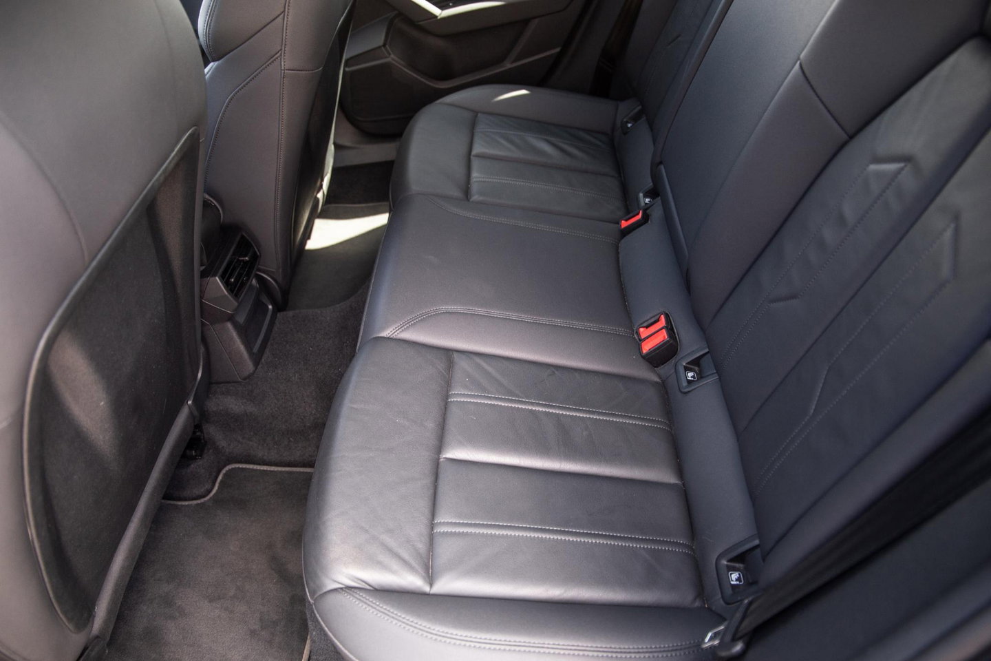 Audi A3 Sportback 40 TFSI e Advanced edition DEALER ONDERHOUDEN / CRUISE CONTROLE / LEER / STOELVERWARMING
