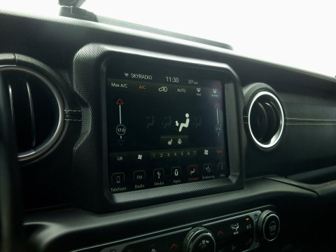 Jeep Wrangler 2.2D Sahara | GRIJS KENTEKEN | 4x4 | VOL OPTIES | TARGA DAK | DAKREK | LED