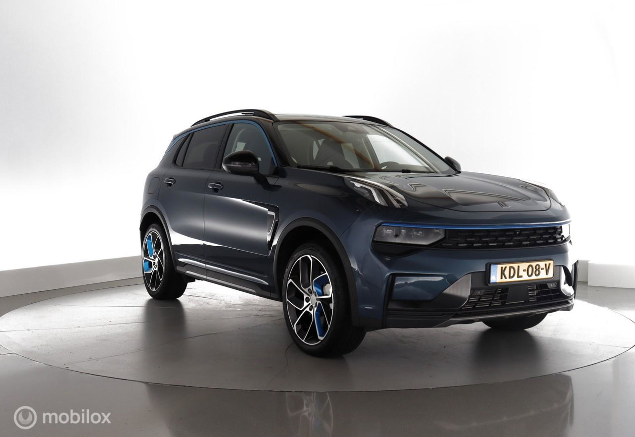 Lynk & Co 01
