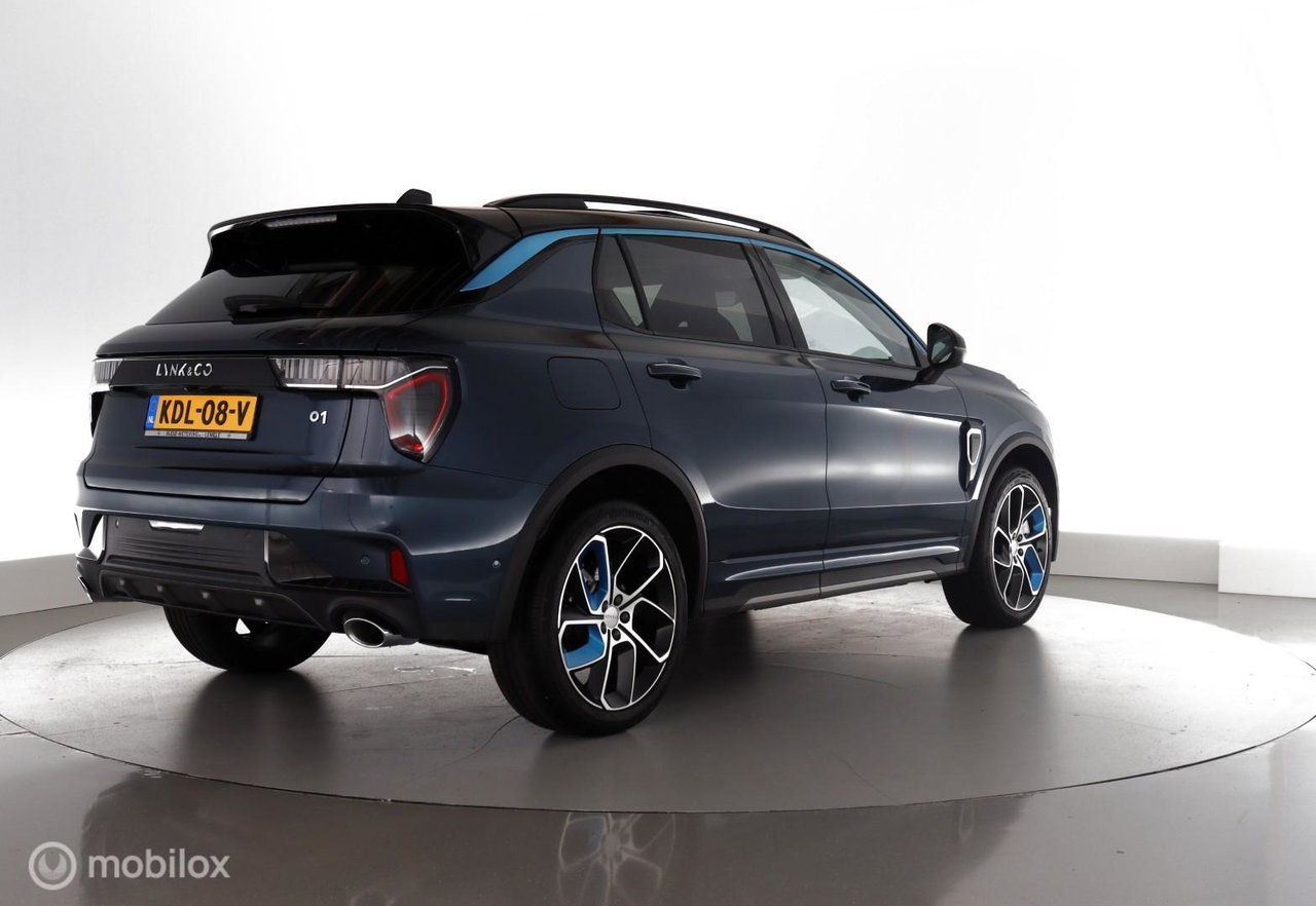 Lynk & Co 01