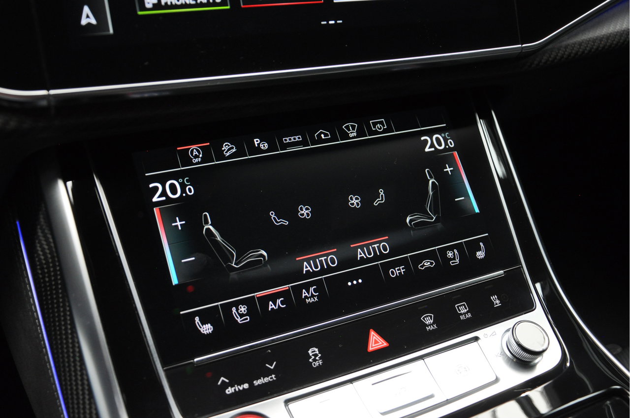 Audi RSQ8