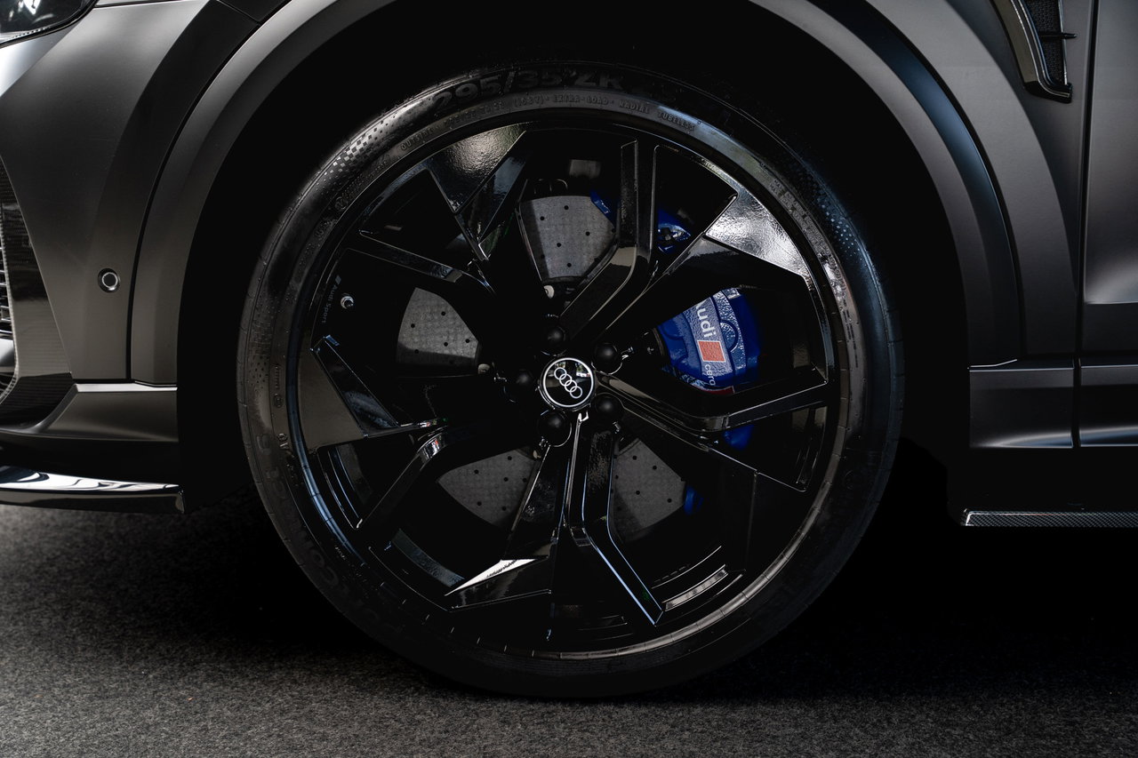Audi RSQ8