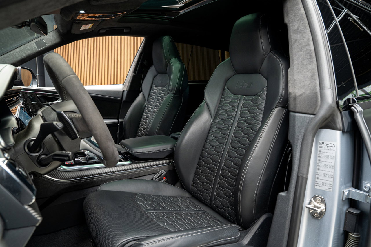 Audi RSQ8