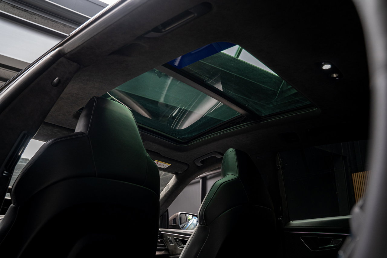 Audi RSQ8