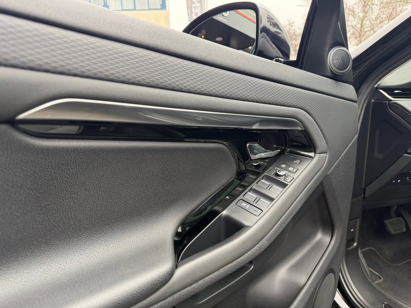 Land Rover Range Rover Evoque 1.5 P300e AWD R-Dynamic S Pano|Leder|Carplay|Camera|