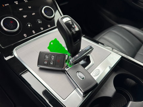 Land Rover Range Rover Evoque 1.5 P300e AWD R-Dynamic S Pano|Leder|Carplay|Camera|
