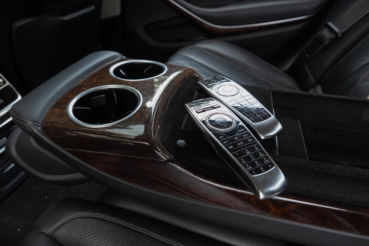 Mercedes-Benz S-Klasse