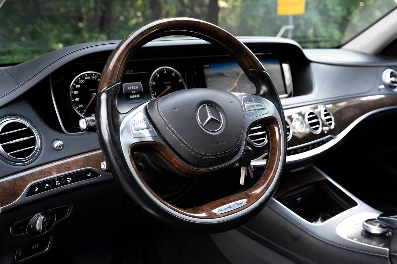 Mercedes-Benz S-Klasse