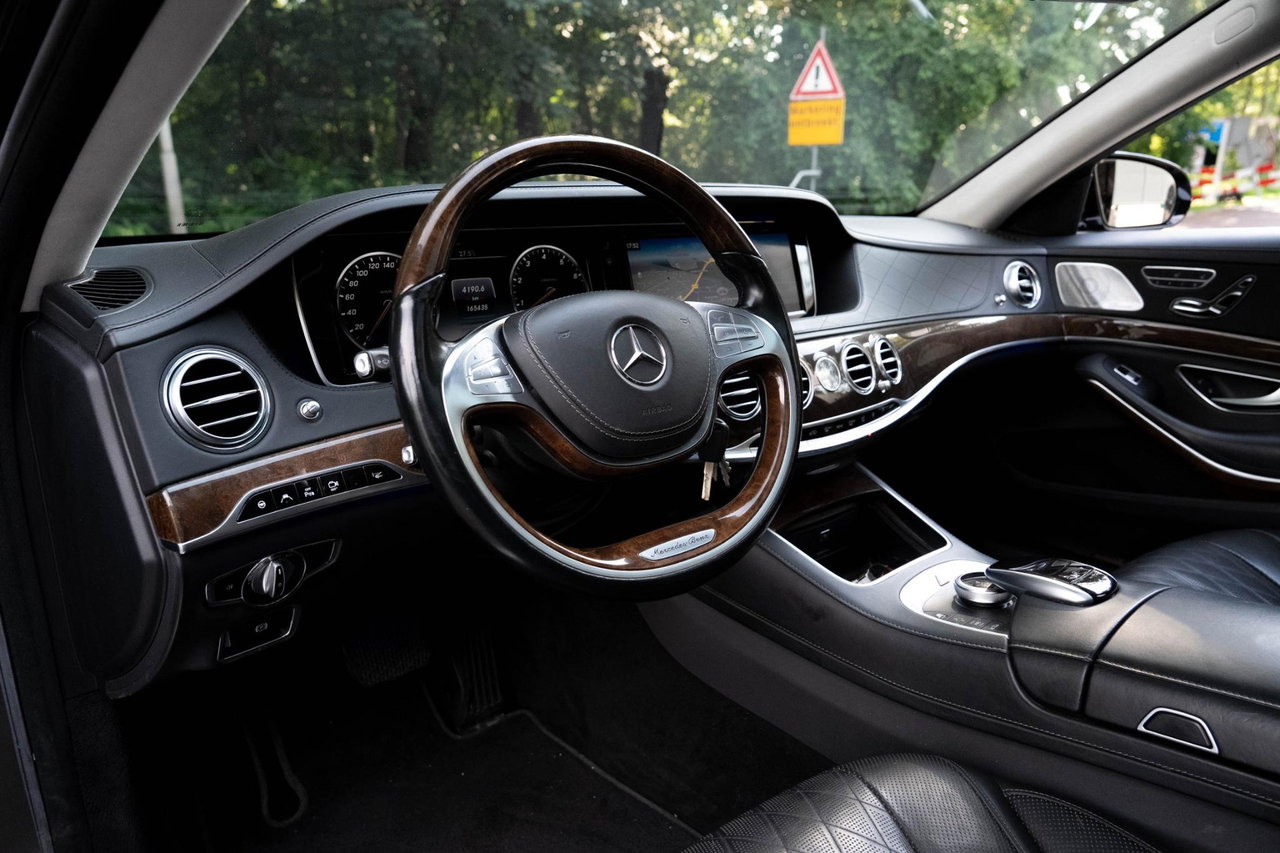 Mercedes-Benz S-Klasse
