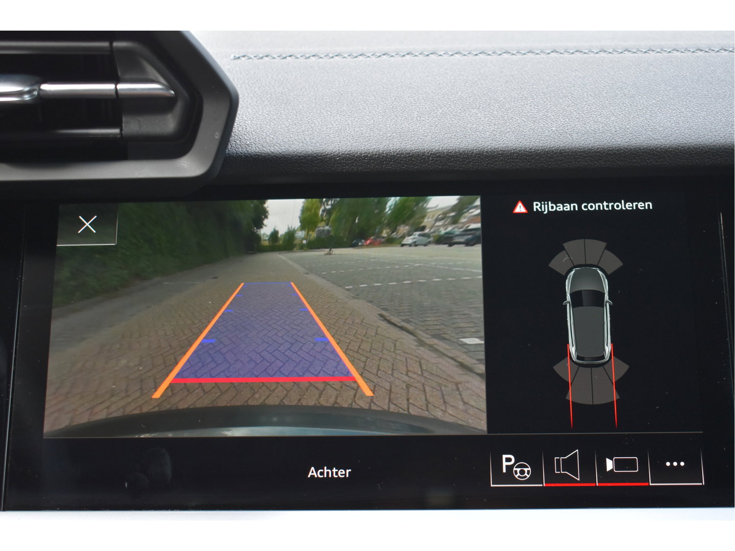 Audi A3 Sportback 35 TFSI edition one 3x S-Line 150pk | Stoelverwarming | Virtual Cockpit | Camera | Carplay/Android | Adapt.CC | Full LED