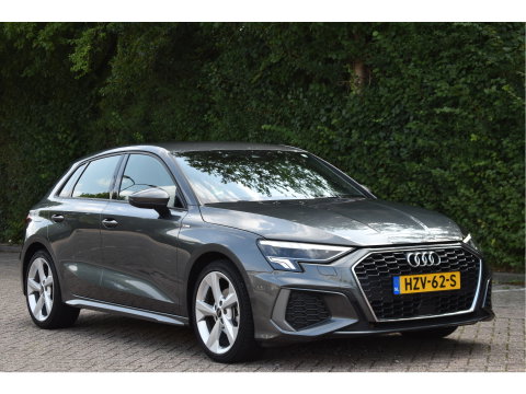 Audi A3 Sportback 35 TFSI edition one 3x S-Line 150pk | Stoelverwarming | Virtual Cockpit | Camera | Carplay/Android | Adapt.CC | Full LED