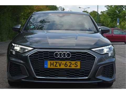 Audi A3 Sportback 35 TFSI edition one 3x S-Line 150pk | Stoelverwarming | Virtual Cockpit | Camera | Carplay/Android | Adapt.CC | Full LED