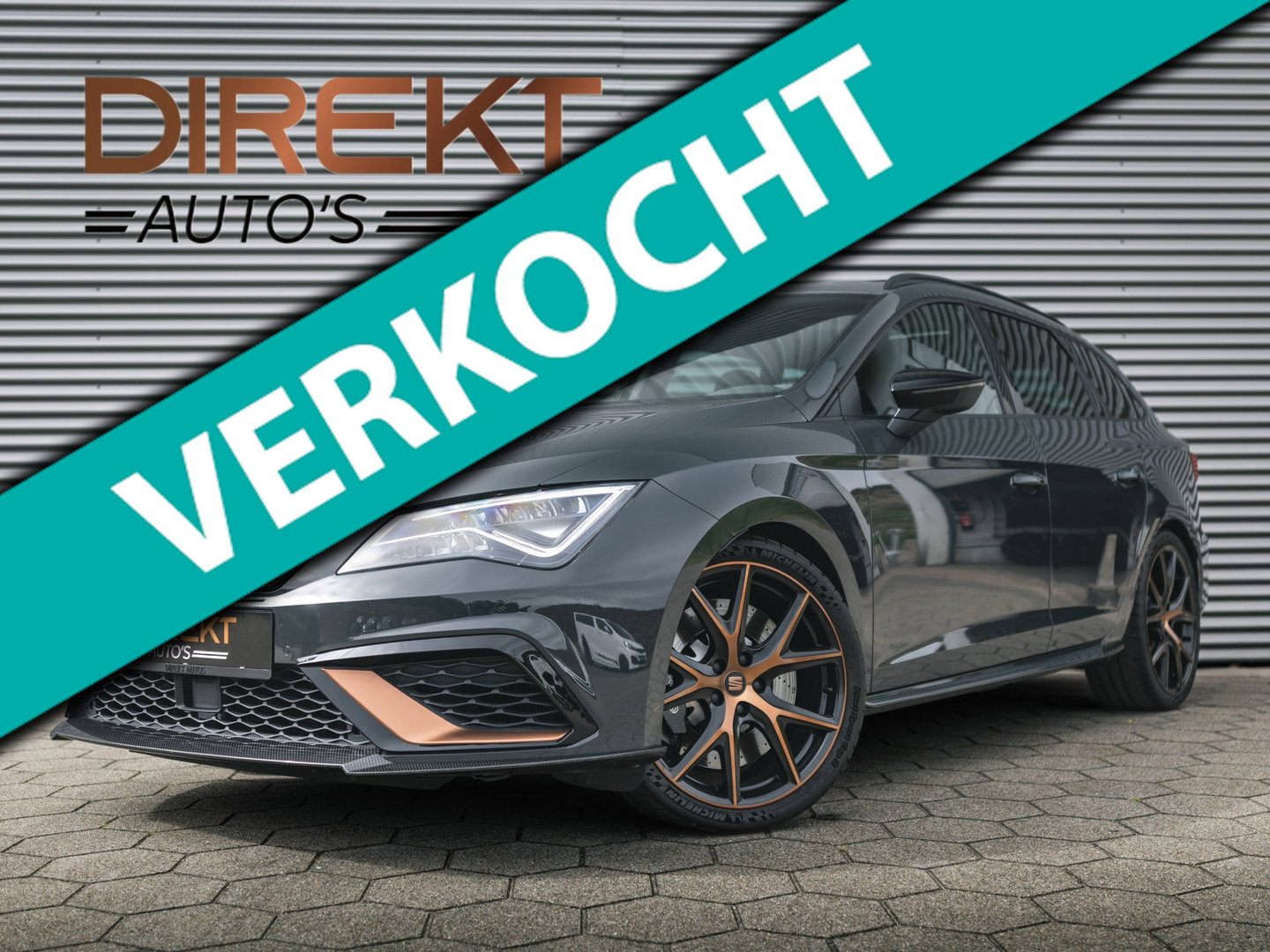 SEAT Leon ST 2.0 TSI CUPRA R 4DRIVE BLACKNESS GREY CARBON
