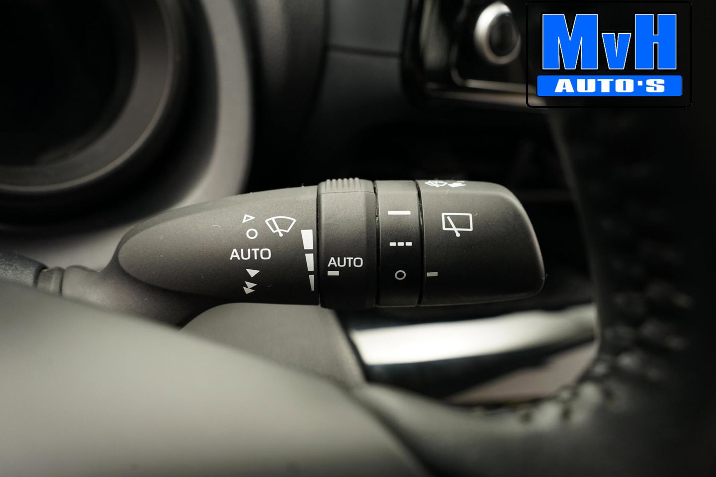 Toyota Yaris Cross 1.5 Hybrid business|CAMERA|ADAP.CRUISE|LED