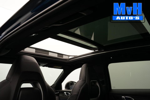 Lynk & Co 01 1.5 PHEV|ZWARTE.HEMEL|360ºCAM|262PK|SOH95%