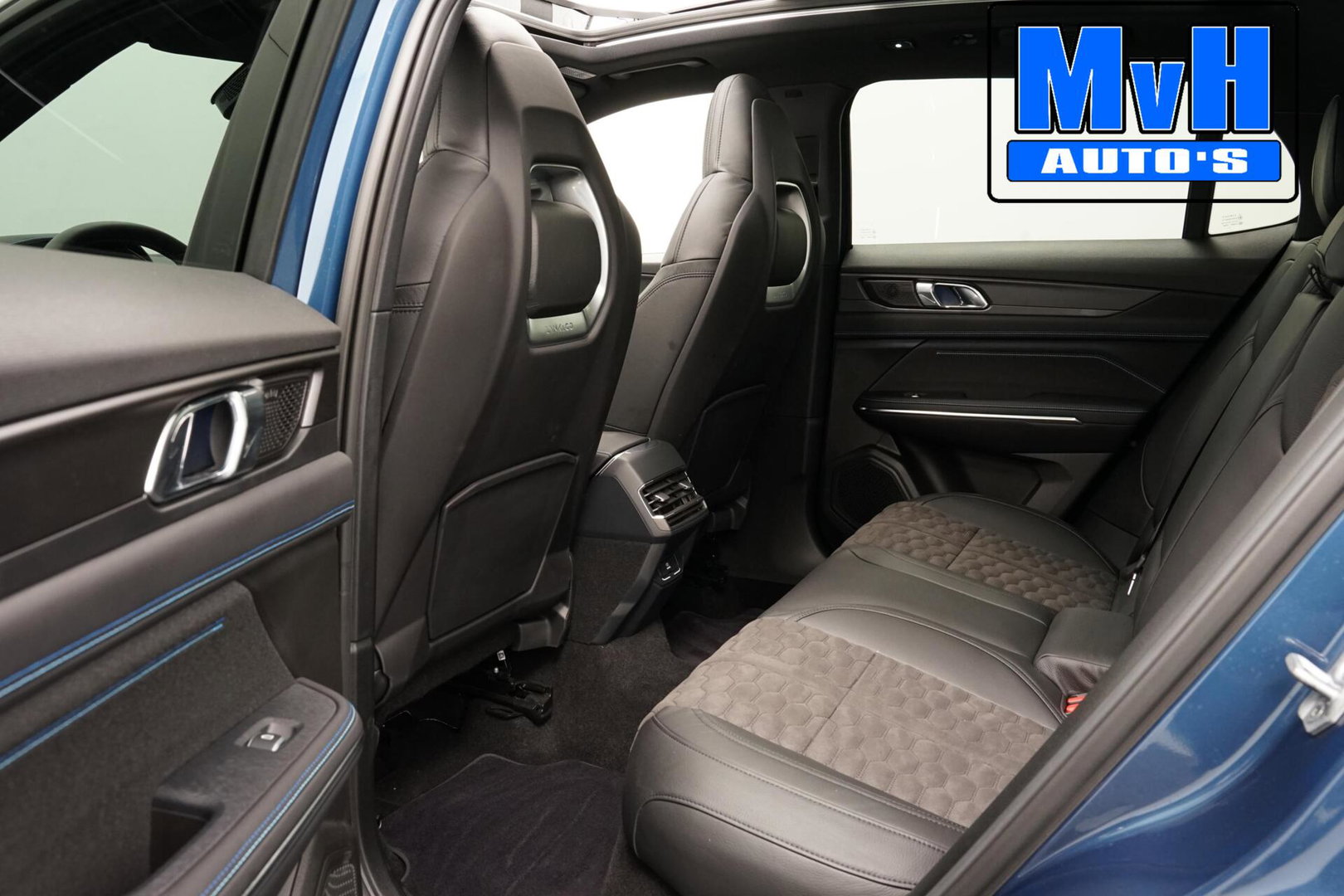 Lynk & Co 01 1.5 PHEV|ZWARTE.HEMEL|360ºCAM|262PK|SOH95%