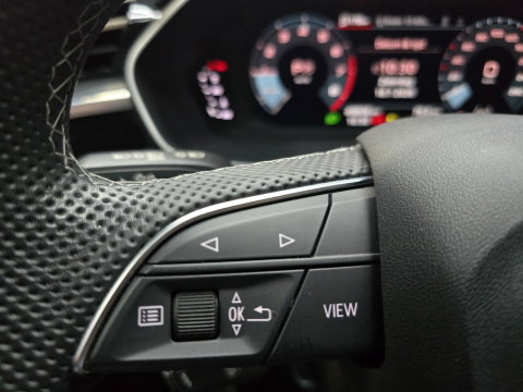 Audi Q3 Sportback 35 TFSI S Edition Full Led Pano Navi Camera LM