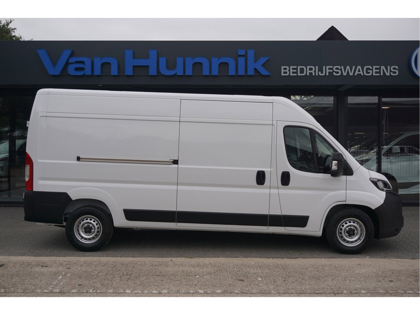 Peugeot Boxer 35+ Heavy 2.2HDI 140PK EAT8 Automaat L3H2 BPM VRIJ!! 10" Navi, Clima, Cam, Betimmering!! NR. E01*