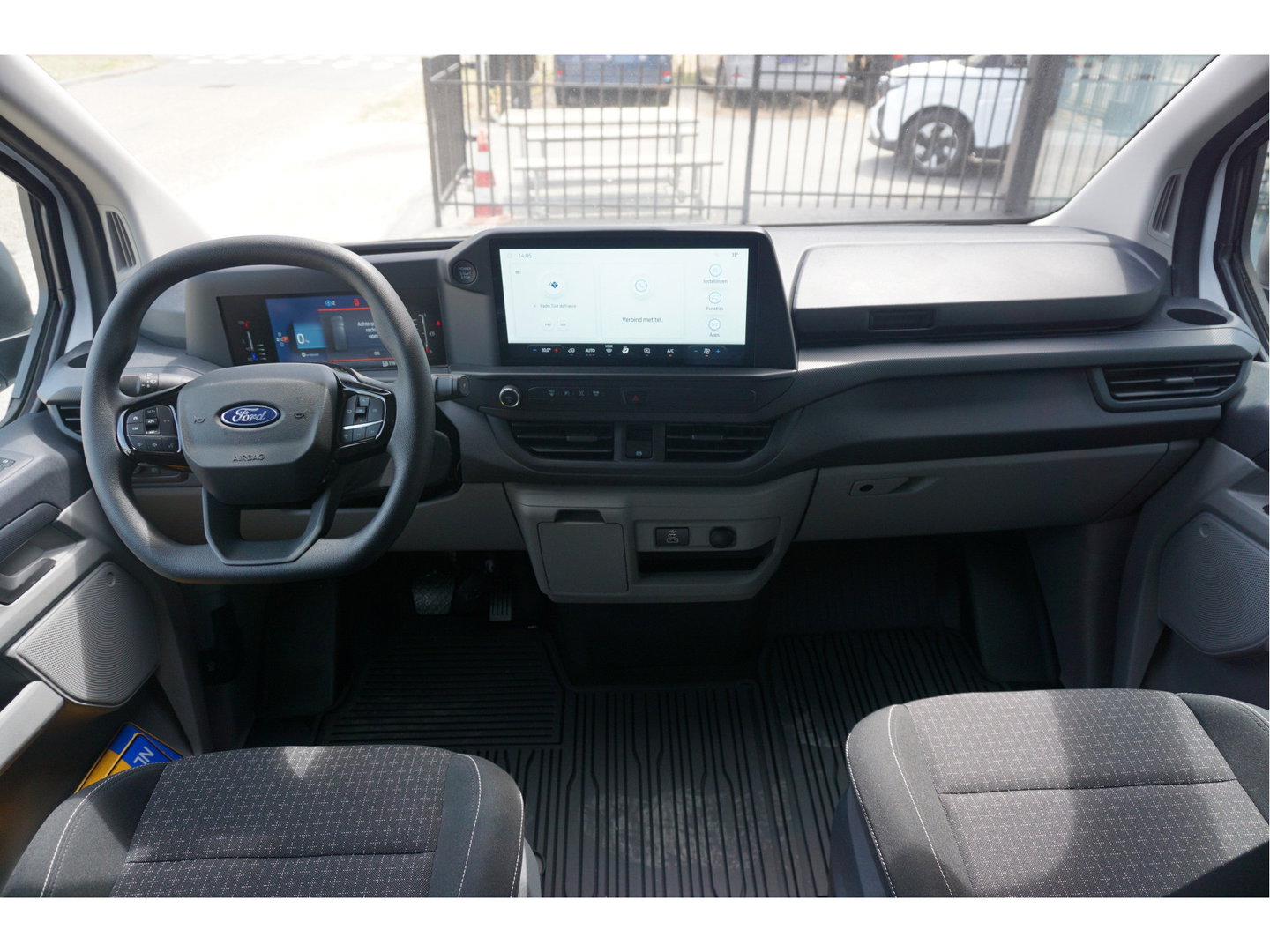 Ford Transit Custom 320L 2.5 PHEV Hybride 233PK Dubbel Cabine PRIJS INCL. BPM !! 13" Navi, Adap. Cruise, Camera 17" LM!! NR. HYB025