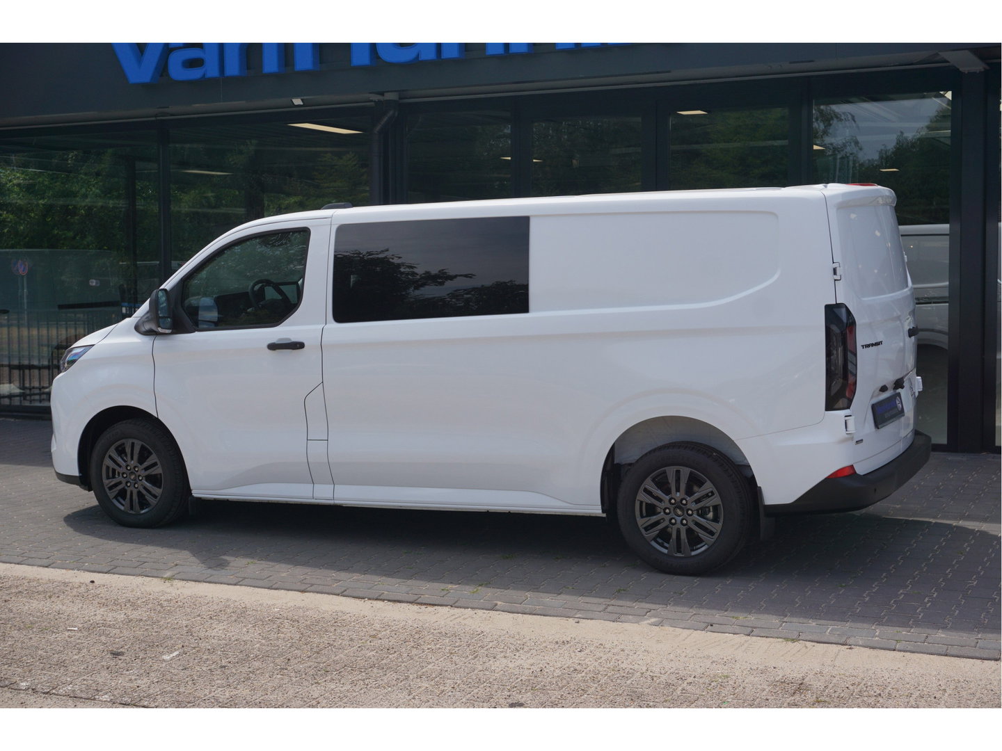 Ford Transit Custom 320L 2.5 PHEV Hybride 233PK Dubbel Cabine PRIJS INCL. BPM !! 13" Navi, Adap. Cruise, Camera 17" LM!! NR. HYB025