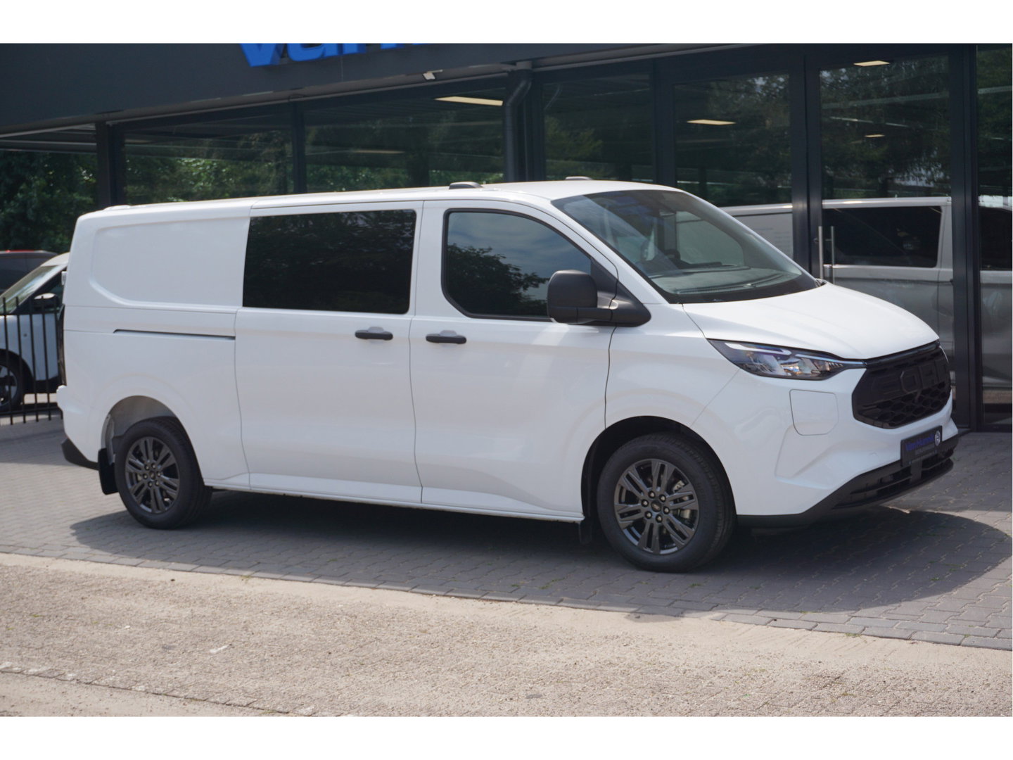 Ford Transit Custom 320L 2.5 PHEV Hybride 233PK Dubbel Cabine PRIJS INCL. BPM !! 13" Navi, Adap. Cruise, Camera 17" LM!! NR. HYB025
