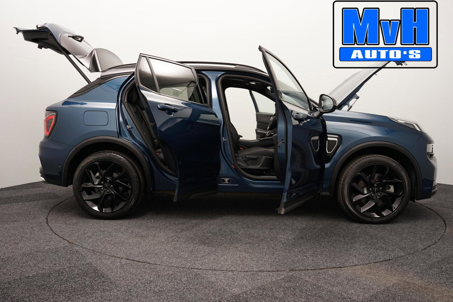 Lynk & Co 01 1.5 PHEV|ZWARTE.HEMEL|360ºCAM|262PK|SOH95%