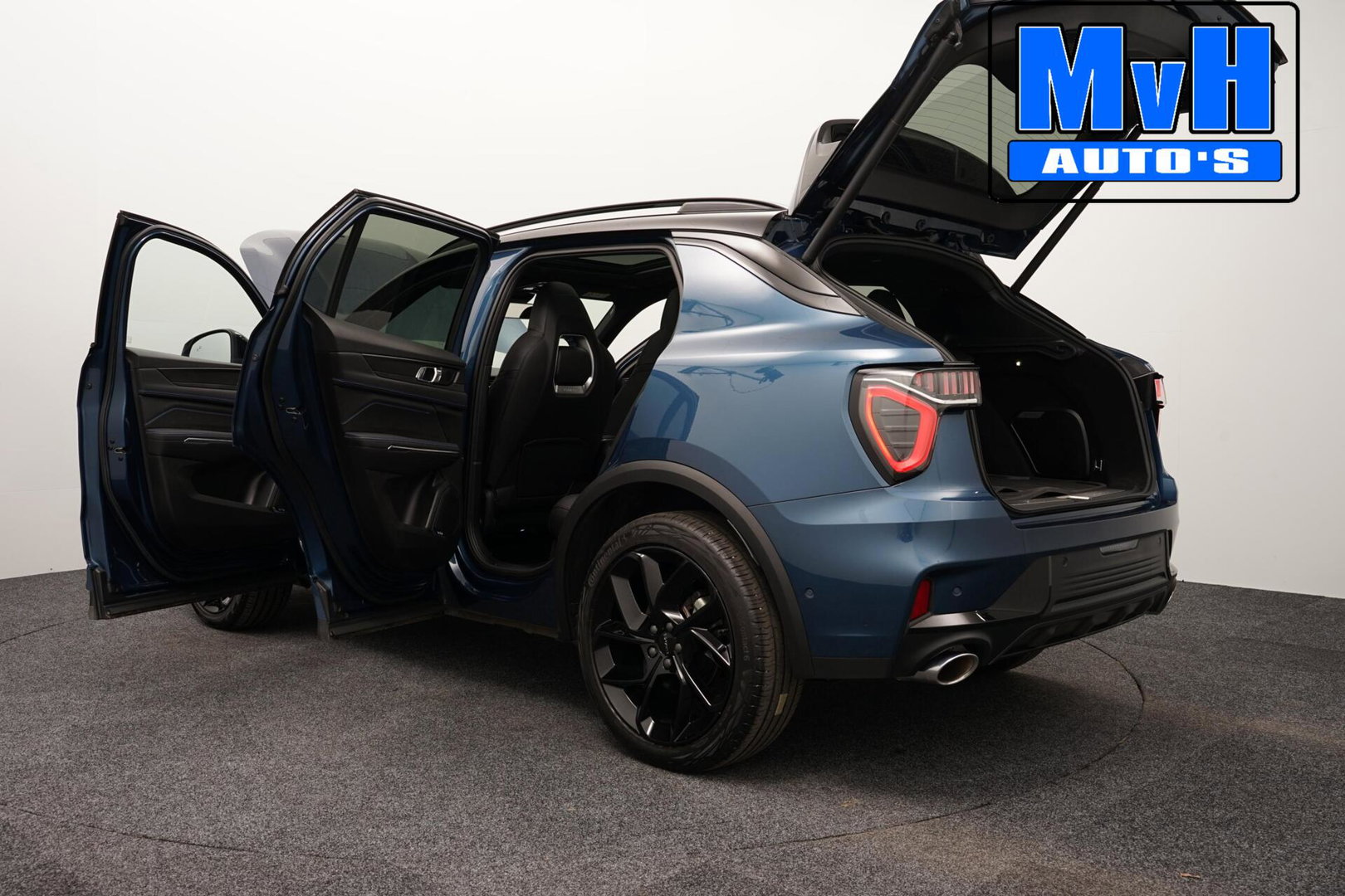 Lynk & Co 01 1.5 PHEV|ZWARTE.HEMEL|360ºCAM|262PK|SOH95%