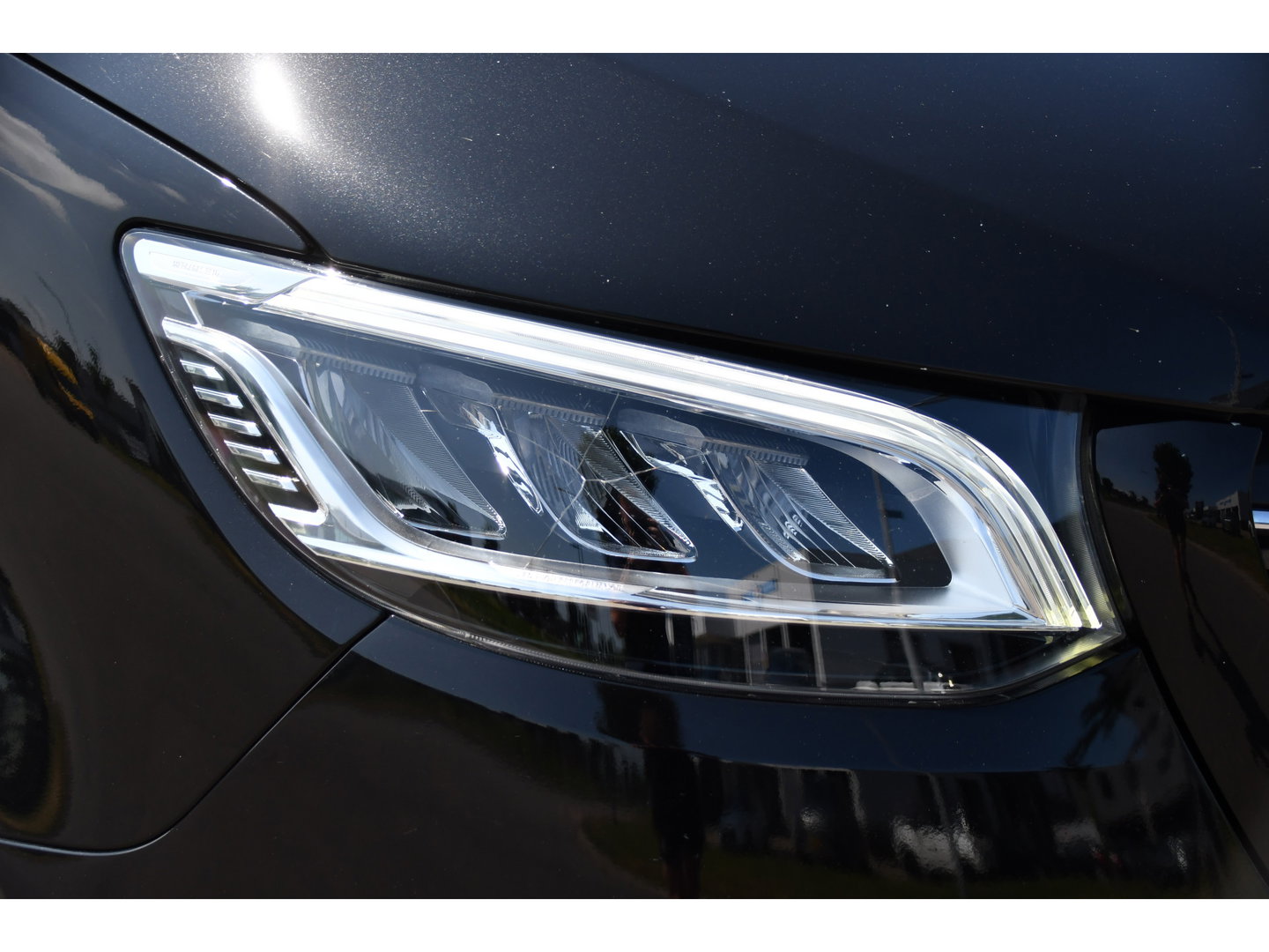 Mercedes-Benz Sprinter 319 3.0 CDI L2H2 Black Edition Adaptieve Cruise, 360 Camera, Carplay, 190pk, LED, 10,5'' Mbux, Automaat, 3500kg Trekhaak, Dodehoek, 2 x Geveerde stoel, Uniek!