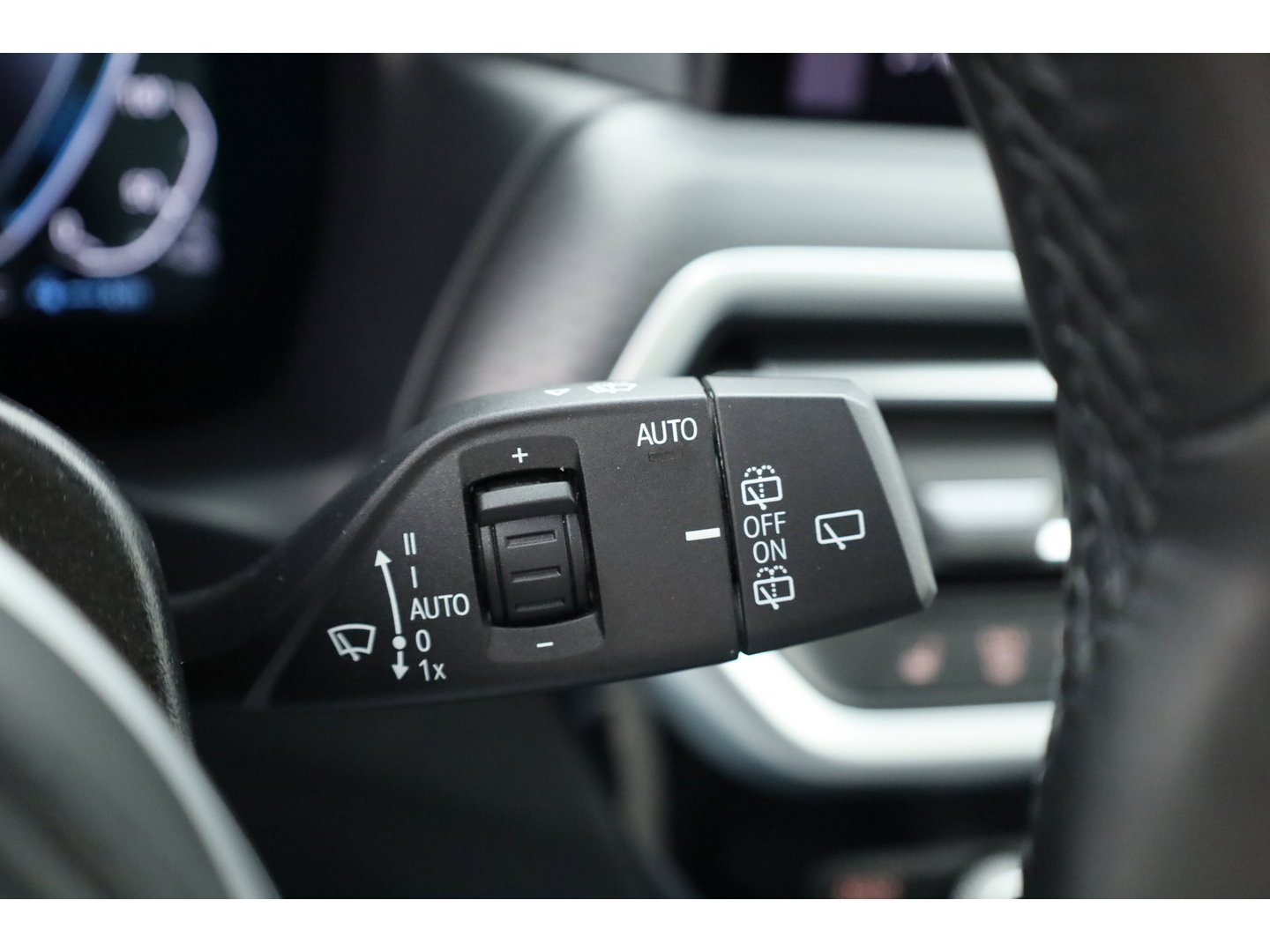 BMW X3 xDrive30e M-Sport Pro | Rijklaar! | S/K-Dak | Leder+Memory | Shadowline | HUD | Dodehoek | Stoelverw. | 360*+PDC | Sfeerverl. | Cruise | LED | 20'' | Elek. Klep | Dig. Cockpit | NAV+App.Connect V