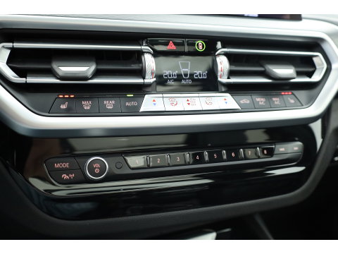 BMW X3 xDrive30e M-Sport Pro | Rijklaar! | S/K-Dak | Leder+Memory | Shadowline | HUD | Dodehoek | Stoelverw. | 360*+PDC | Sfeerverl. | Cruise | LED | 20'' | Elek. Klep | Dig. Cockpit | NAV+App.Connect V