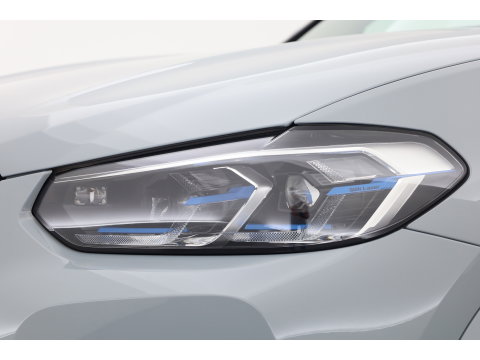 BMW X3 xDrive30e M-Sport Pro | Rijklaar! | S/K-Dak | Leder+Memory | Shadowline | HUD | Dodehoek | Stoelverw. | 360*+PDC | Sfeerverl. | Cruise | LED | 20'' | Elek. Klep | Dig. Cockpit | NAV+App.Connect V
