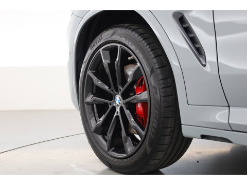 BMW X3 xDrive30e M-Sport Pro | Rijklaar! | S/K-Dak | Leder+Memory | Shadowline | HUD | Dodehoek | Stoelverw. | 360*+PDC | Sfeerverl. | Cruise | LED | 20'' | Elek. Klep | Dig. Cockpit | NAV+App.Connect V