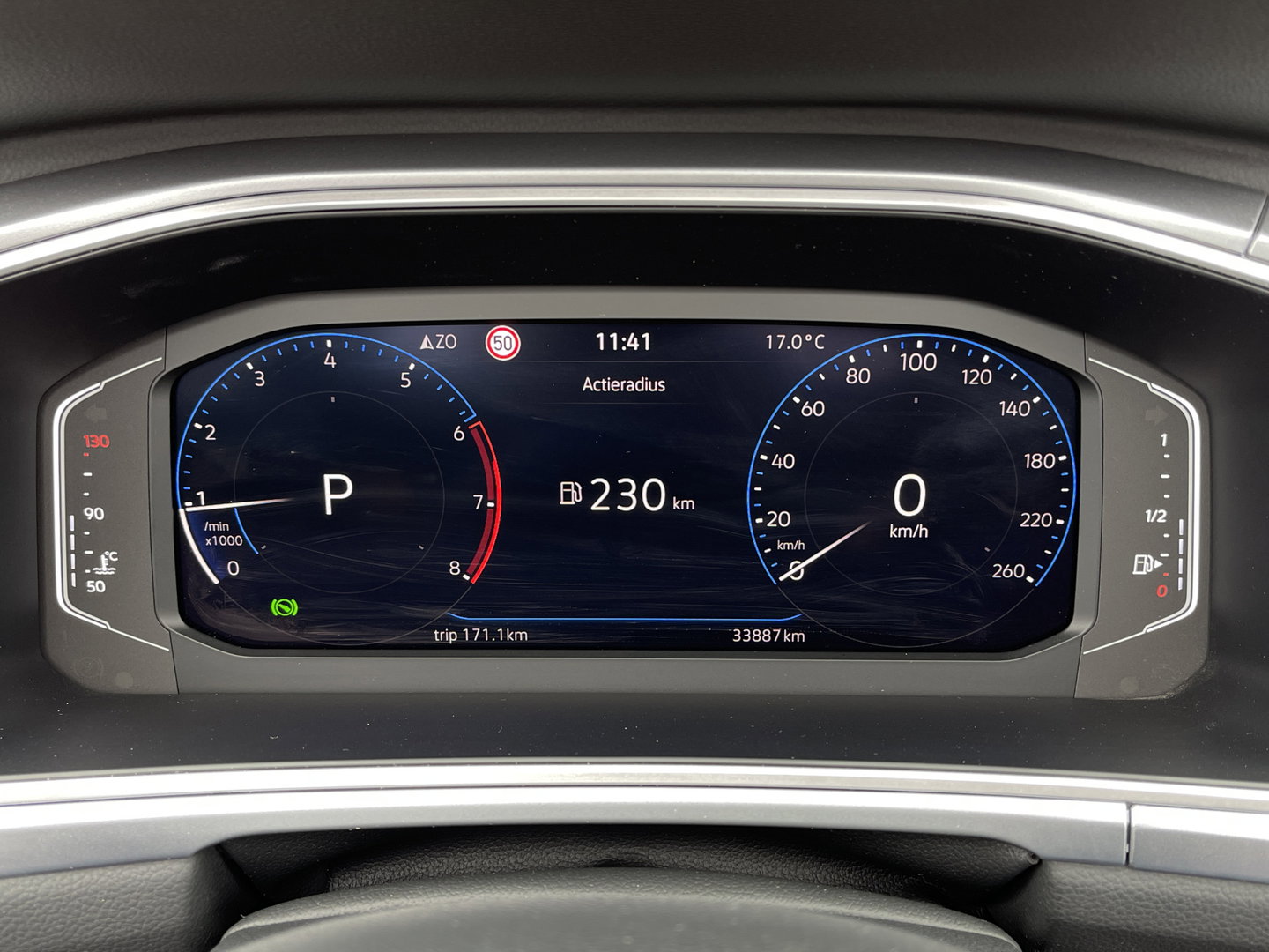 Volkswagen T-Roc Cabrio 1.5 TSI R-Line Uitstraling | Apple Carplay | Stuurwielverwarming | Keyless | DAB | Achteruitrijcamera | IQ Light |
