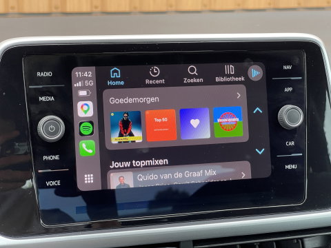 Volkswagen T-Roc Cabrio 1.5 TSI R-Line Uitstraling | Apple Carplay | Stuurwielverwarming | Keyless | DAB | Achteruitrijcamera | IQ Light |