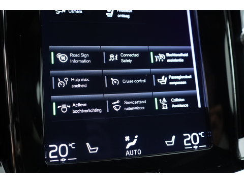 Volvo V60 T8 Recharge AWD R-Design | SOH 97,4% | Memory Seats | Elek. Trekhaak | Pilot Assist | Stoel- Stuurverw. | H&K Audio | Camera + PDC |