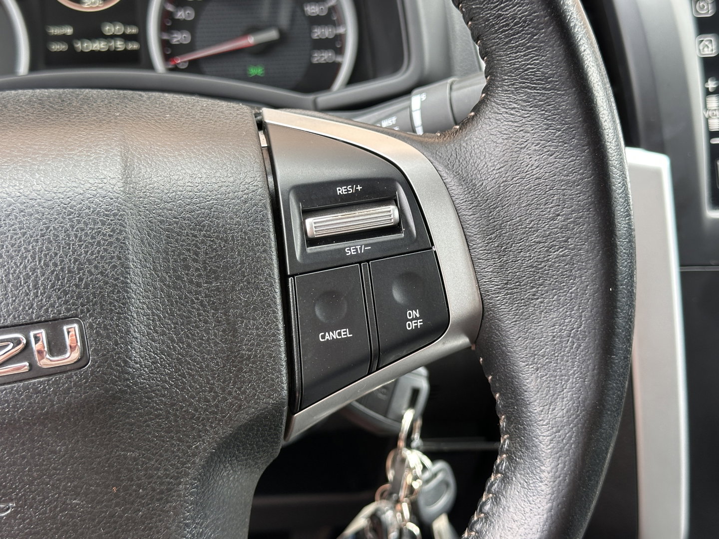 Isuzu D-max 1.9 Extended Cab LS | 4x4 | 3500 Kg trekken | Airconditioning | Cruise control | DAB+ | Trekhaak |
