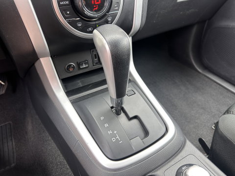 Isuzu D-max 1.9 Extended Cab LS | 4x4 | 3500 Kg trekken | Airconditioning | Cruise control | DAB+ | Trekhaak |