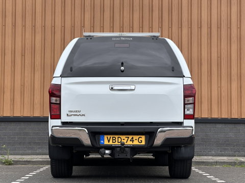Isuzu D-max 1.9 Extended Cab LS | 4x4 | 3500 Kg trekken | Airconditioning | Cruise control | DAB+ | Trekhaak |