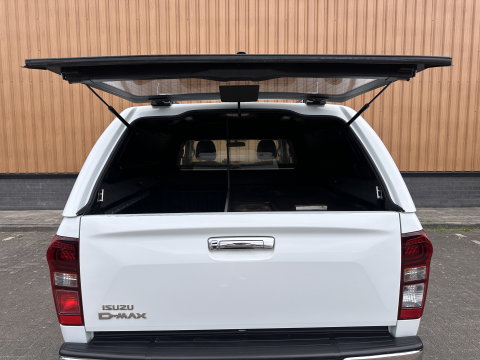 Isuzu D-max 1.9 Extended Cab LS | 4x4 | 3500 Kg trekken | Airconditioning | Cruise control | DAB+ | Trekhaak |