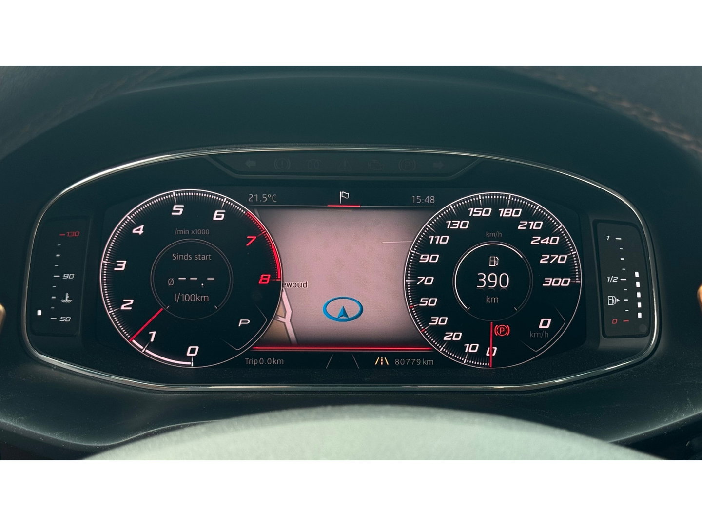 SEAT Leon ST 2.0 TSI CUPRA R 4DRIVE PANO CARBON BREMBO BEATS