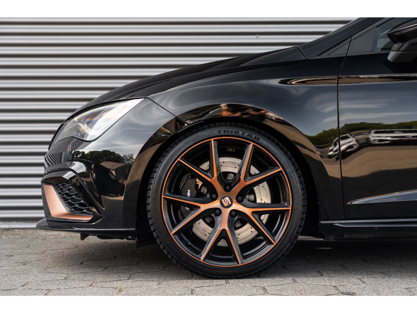SEAT Leon ST 2.0 TSI CUPRA R 4DRIVE PANO CARBON BREMBO BEATS