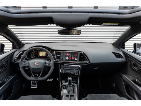 SEAT Leon ST 2.0 TSI CUPRA R 4DRIVE PANO CARBON BREMBO BEATS