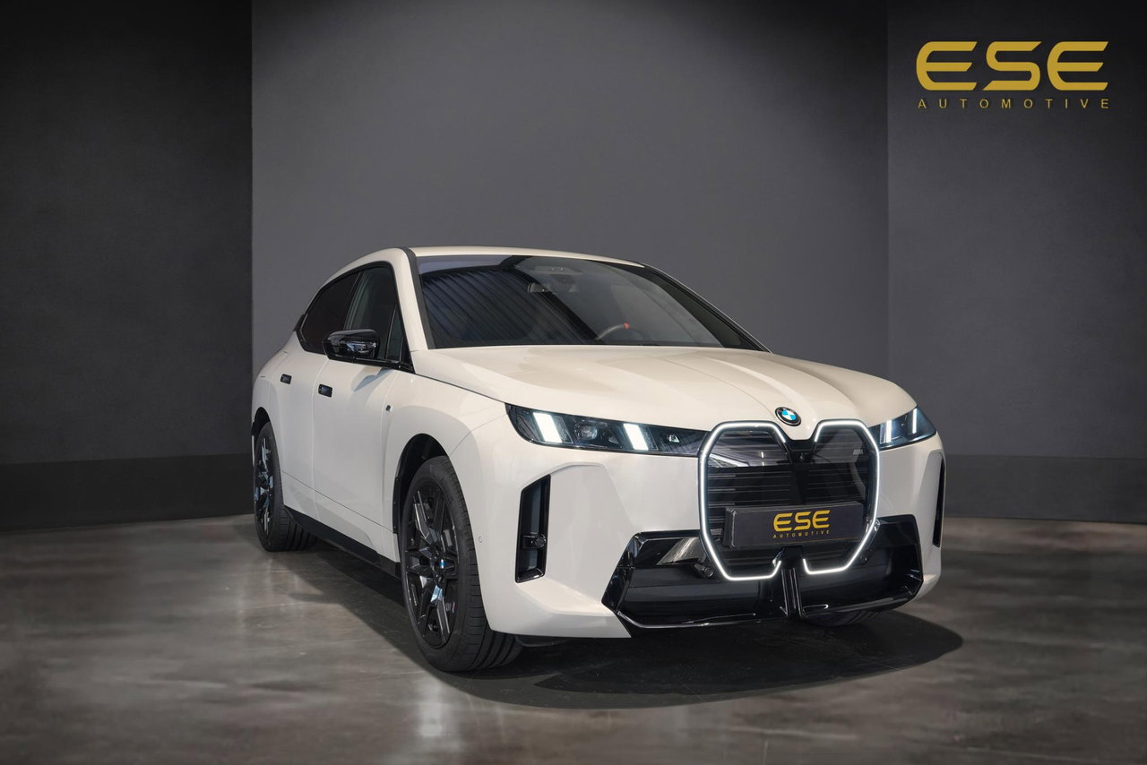 BMW iX