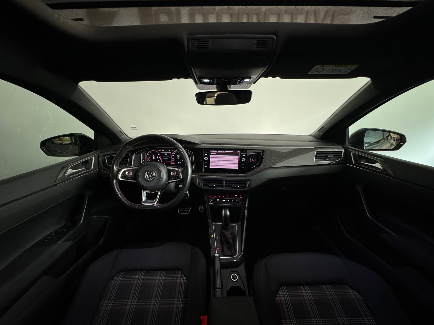 Volkswagen Polo 2.0 TSI GTI Pano|Sfeer|CarPlay|Virtual|ACC